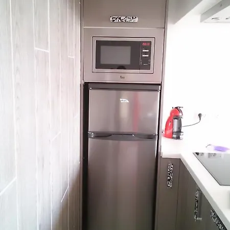 Vaso Rojo Vista Mar * Адехе